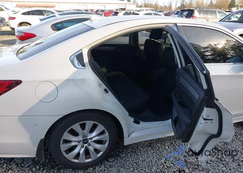 2016 Subaru Legacy 2.5I Premium z USA, uszkodzony, nr VIN 4S3BNAE64G3045416